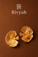 Load image into Gallery viewer, Golden Bloom Earrings