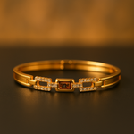Load image into Gallery viewer, Regal Link Radiance Bracelet