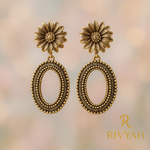 Load image into Gallery viewer, Rivyah Daisy Bead Oval Drop Earrings for women
